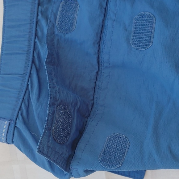 Lands End Blue Cargos Style Shorts Size Medium - Picture 6 of 12